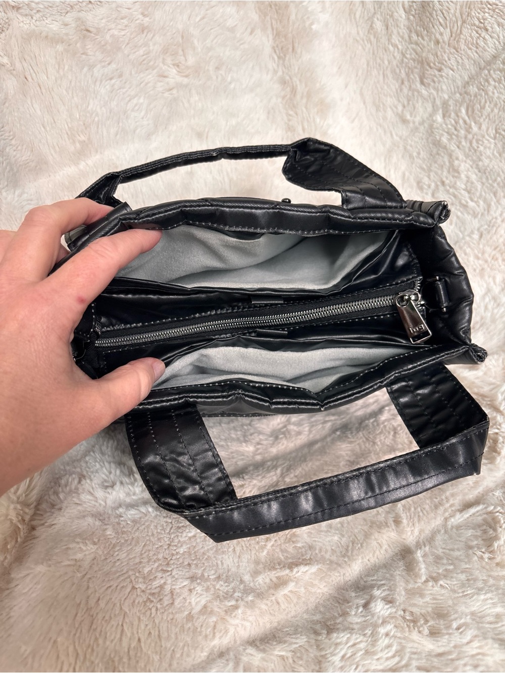 GUC Lug Jitterbug Crossbody Bag, Metallic Black (see photos for signs of wear) - Picture 5 of 9
